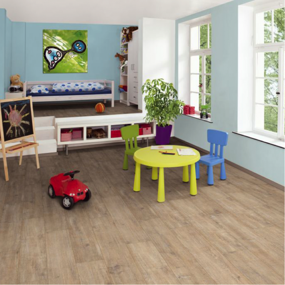 De keuze is enorm als het om vloerbedekking gaat. Welke vloeren zijn het meest geschikt voor je kinderkamer? Lees hier wat je beste opties zijn!